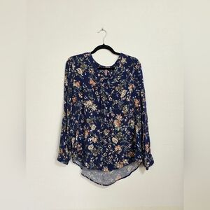 Floral Print Women's Blouse in Navy